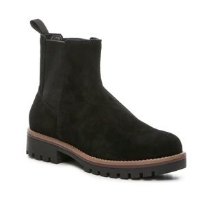 Crown Vintage Chelsea Boots Size 7